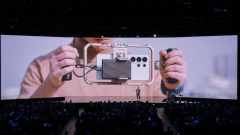 还能帮帮用户进行AI试衣 